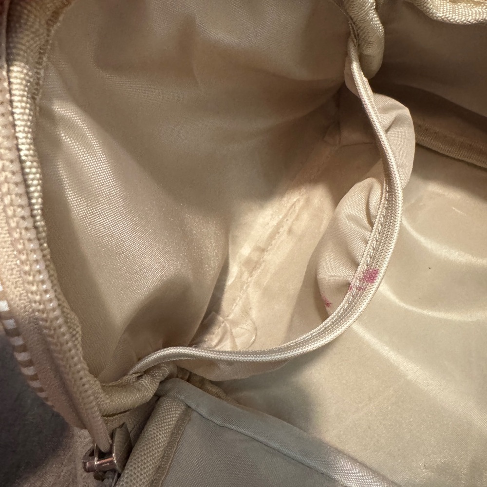 Tender Love + Carry Makeup Bag - Picture 15 of 16
